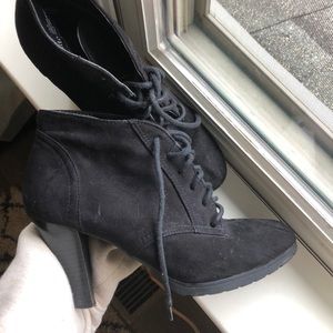 Rialto black tie booties